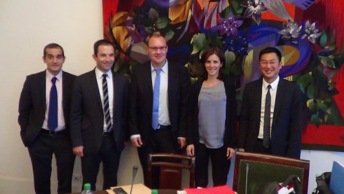 De gauche à droite : Pouria Amirshahi, Benoît Hamon, Veit Swoboda, Barbara Romagnan et Liem Hoang Ngoc.